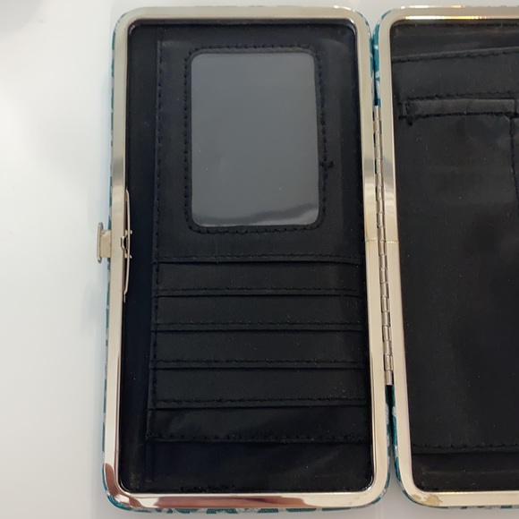 Metallic Green & Silver Cheetah Print Wallet - ID slot, credit card holders NWOT - Picture 7 of 11